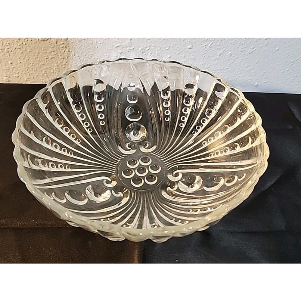Anchor Hocking Vintage Burple Berry Clear Serving Bowl Pressed with Ribs Dots